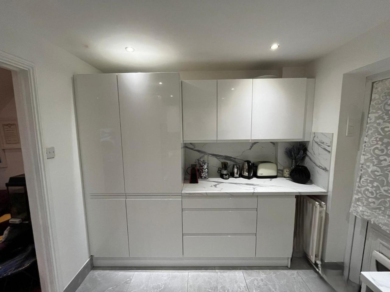 Lovely Double Bedroom In Rotherhithe London Bagian luar foto