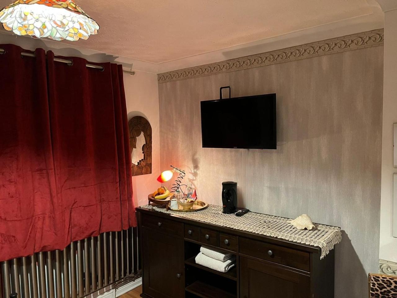 Lovely Double Bedroom In Rotherhithe London Bagian luar foto